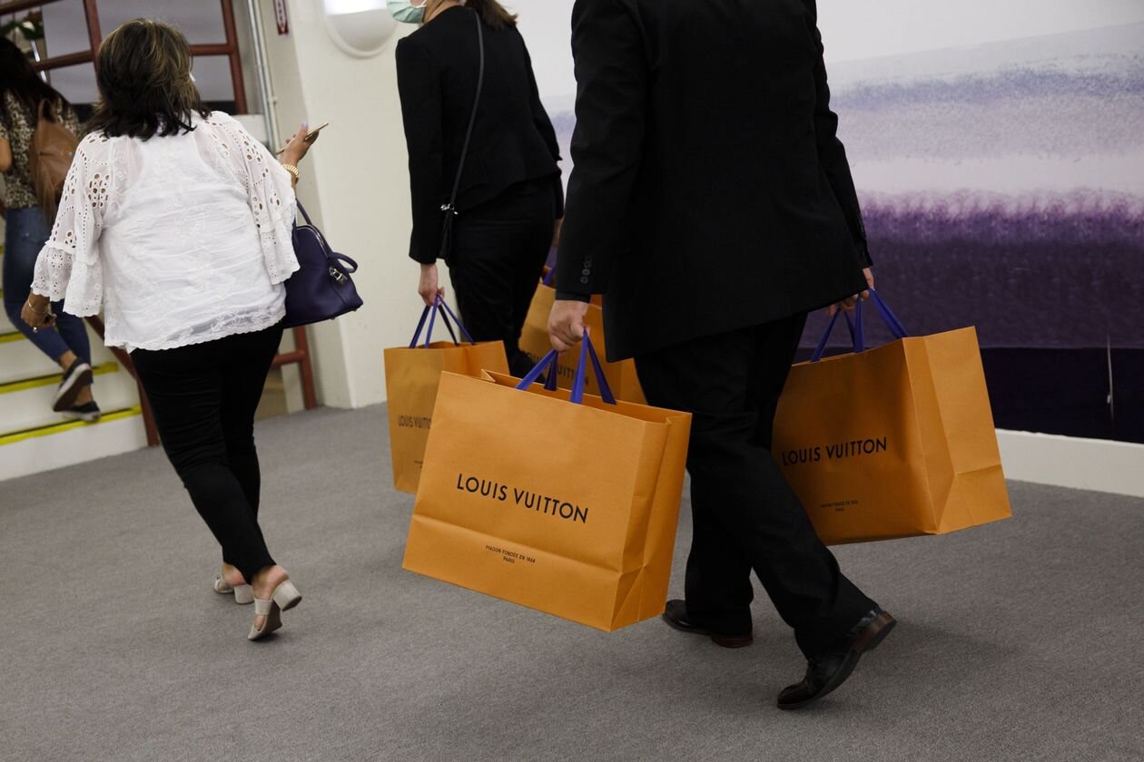 Luxury Brands Are Helped by a Lack of Other Spending Options