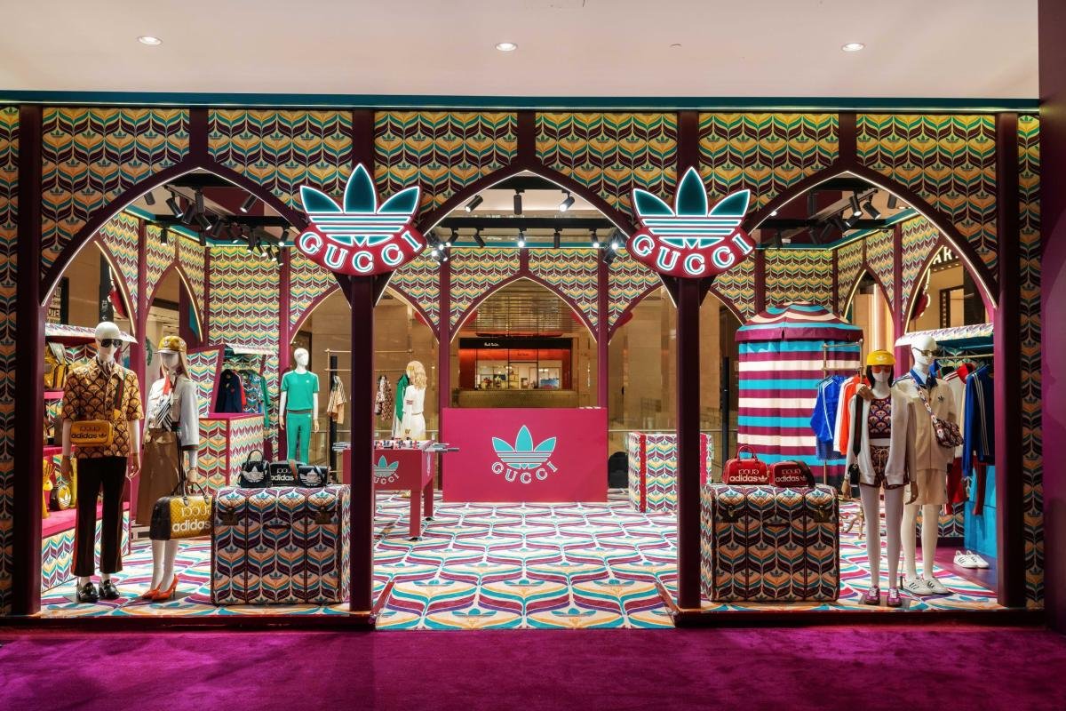 Personal luxury goods market to reach 360-380 billion euros by 2025