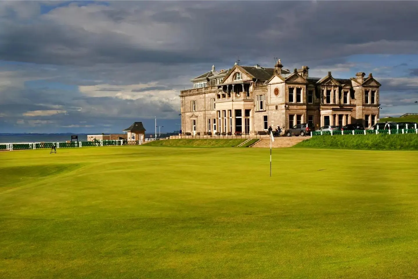 Jan 6, 2026 - The 20 Most Exclusive Golf And Country Clubs In The World Honored With Platinum Club Status